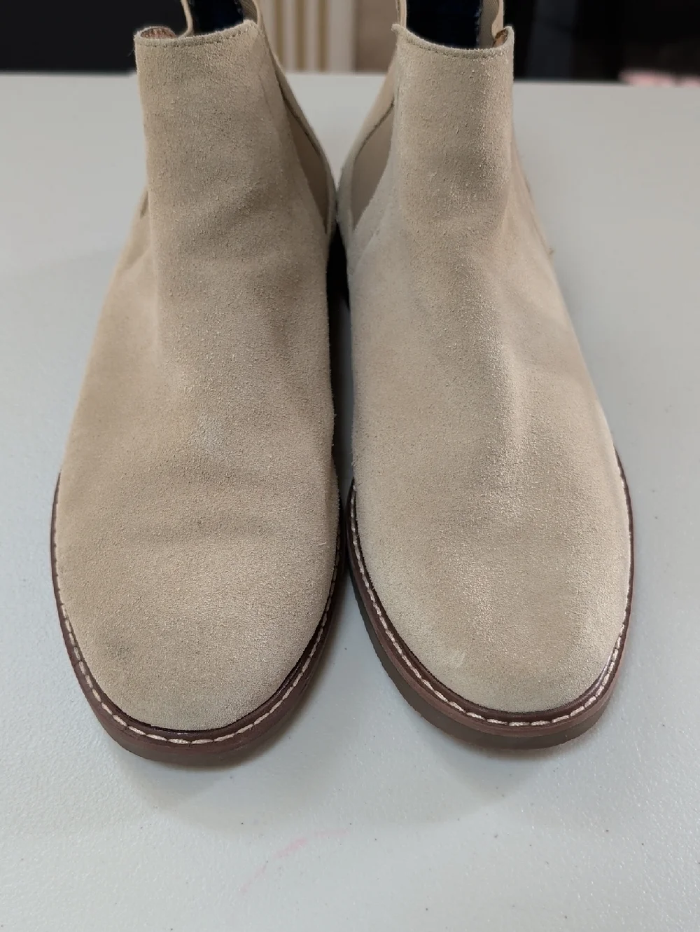 Steve Madden, Highlyte, Tan Suede Ankle Boots. Size 8